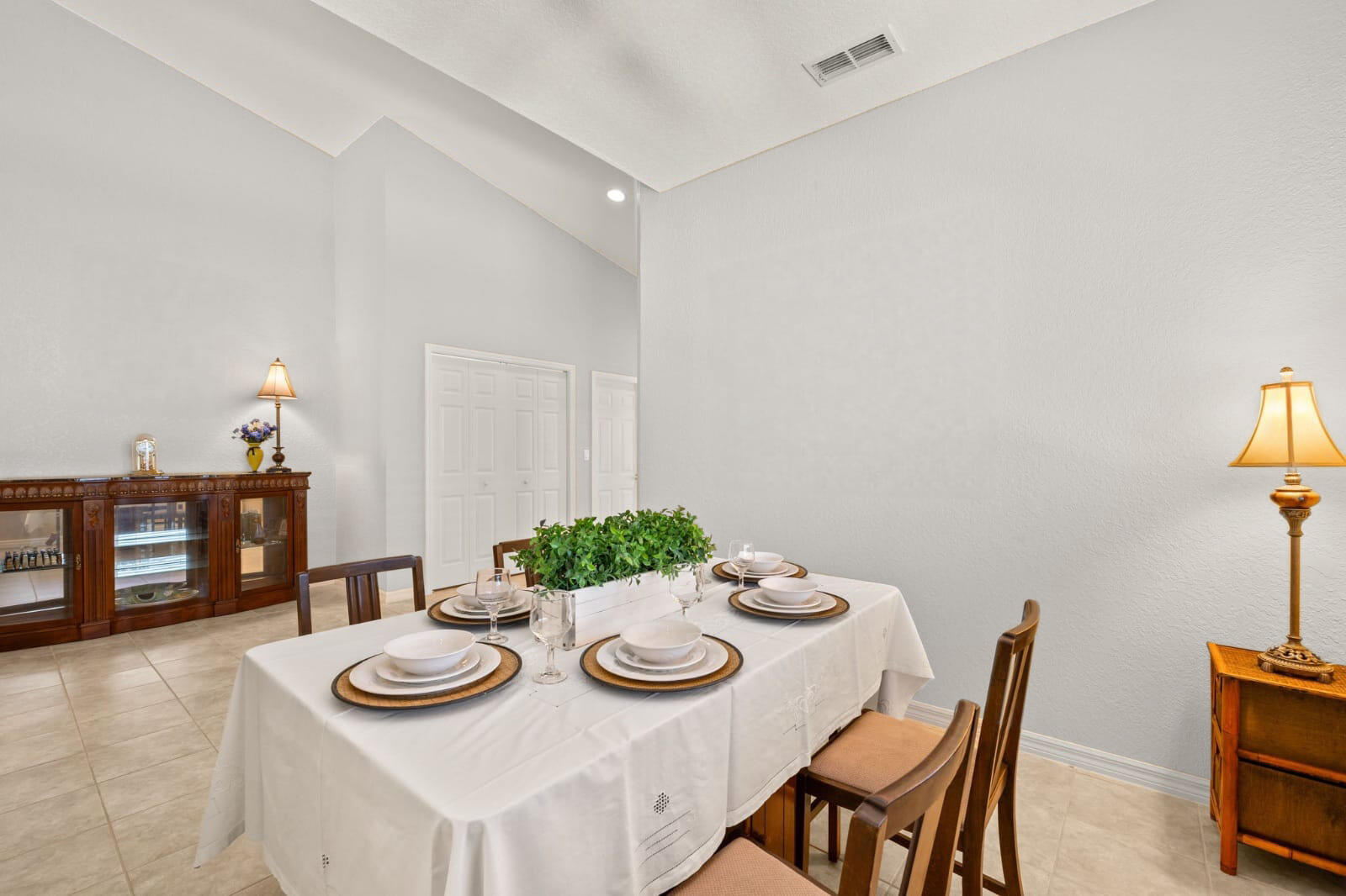 1409 Athol Way Naples, FL 34104 - Photo 8 of 47 WhatsApp Image 2025-08-27 at 6.23.46 PM