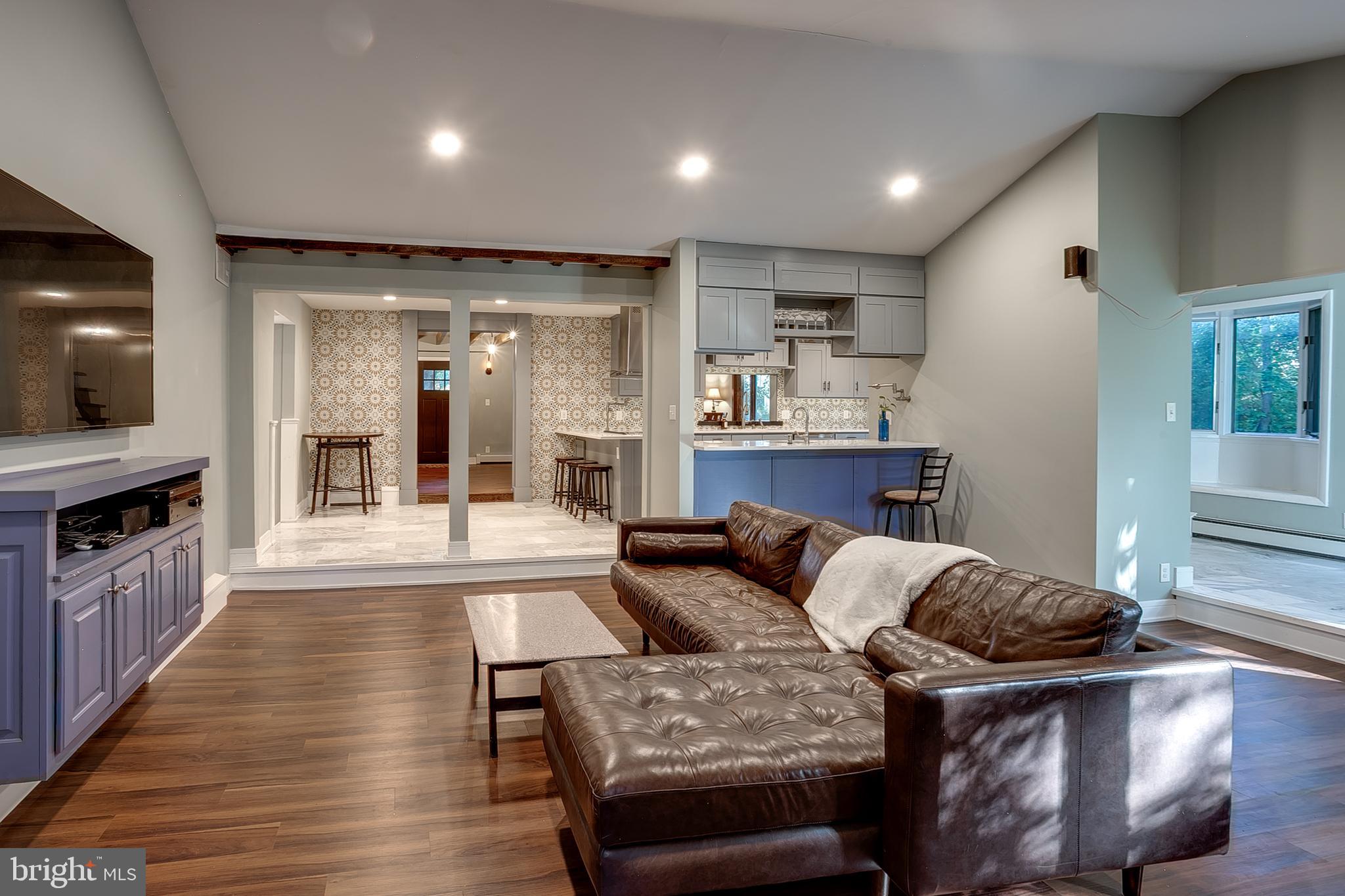125 Union Mill Road Mount Laurel, NJ 08054 - Photo 7 of 45 Living Room