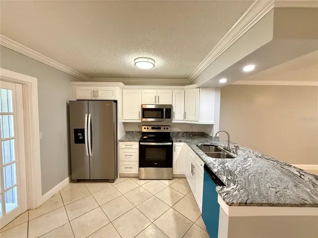 $1,750 | 11913 Cypress Hill Circle, Tampa, FL 33626