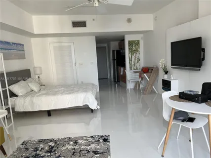 $2,350 | 1750 North Bayshore Drive, Unit 1212, Miami, FL 33132
