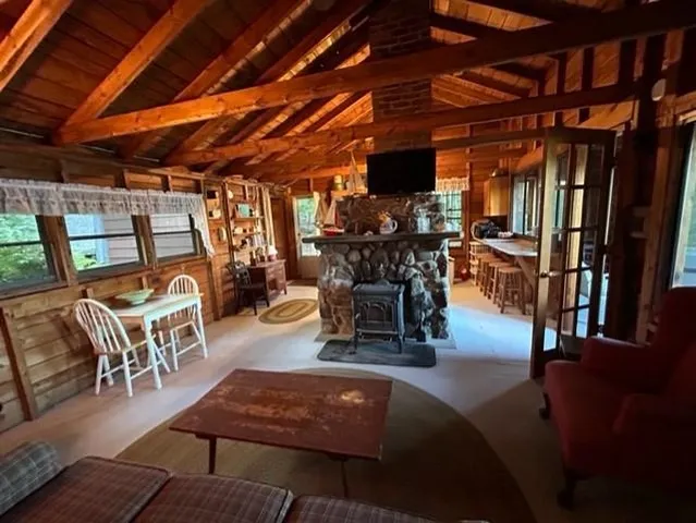 $1,200 | 792 Bunker Road, New London, NH 03257