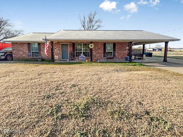 $199,000 | 107 Ashley Lane, Vidalia, LA 71373