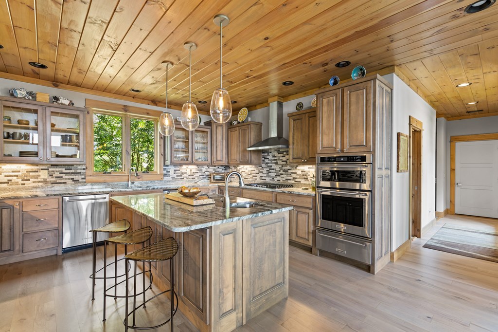 308 Woodthrush Drive Blue Ridge, GA 30513 - Photo 11 of 60 Gallery Image 11