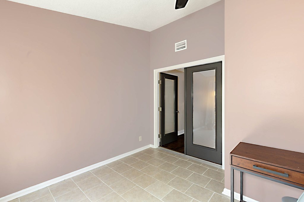 6813 Panstone Drive Columbus, GA 31909 - Photo 14 of 35 Sunroom