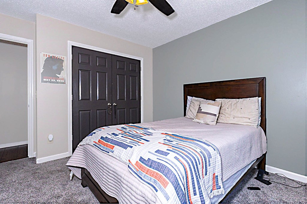 6813 Panstone Drive Columbus, GA 31909 - Photo 23 of 35 Bedroom 2