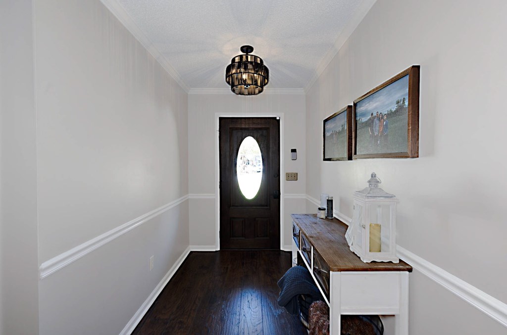 6813 Panstone Drive Columbus, GA 31909 - Photo 3 of 35 Foyer | Entry Way