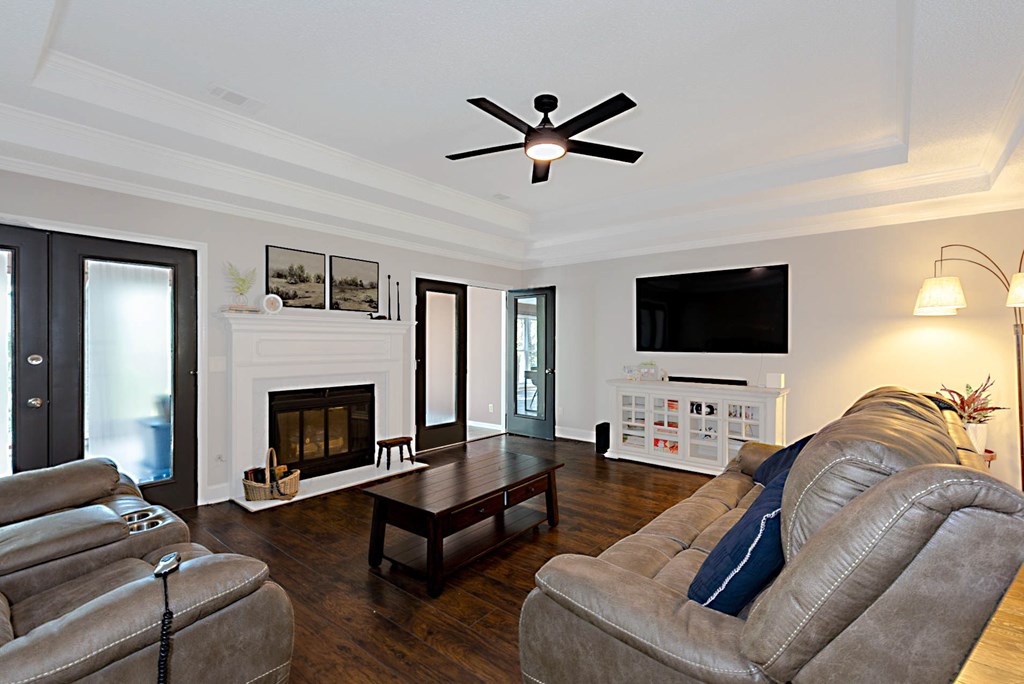 6813 Panstone Drive Columbus, GA 31909 - Photo 4 of 35 Great Room