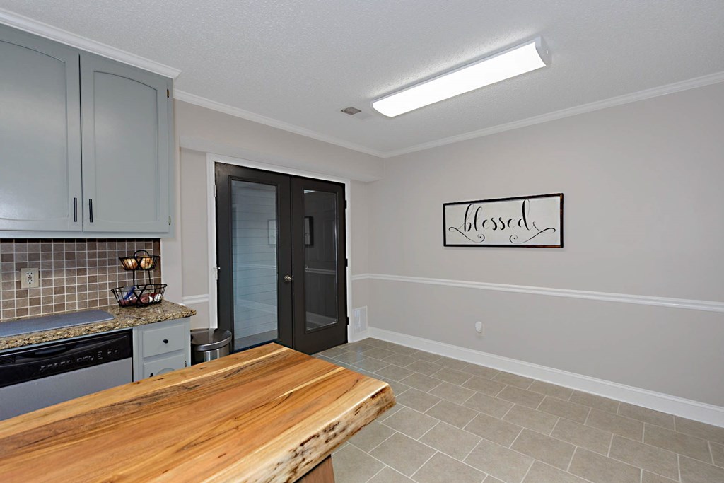 6813 Panstone Drive Columbus, GA 31909 - Photo 10 of 35 Breakfast Nook