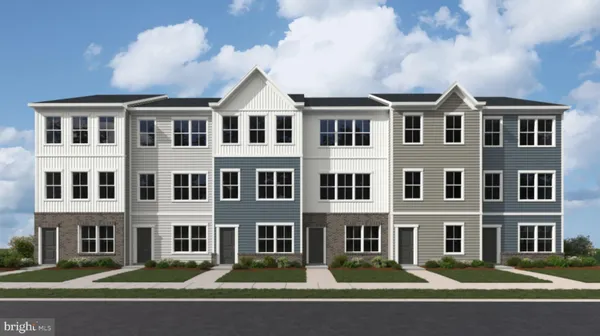 $302,940 | 430 17th Avenue, Unit HS 207, Ranson, WV 25438