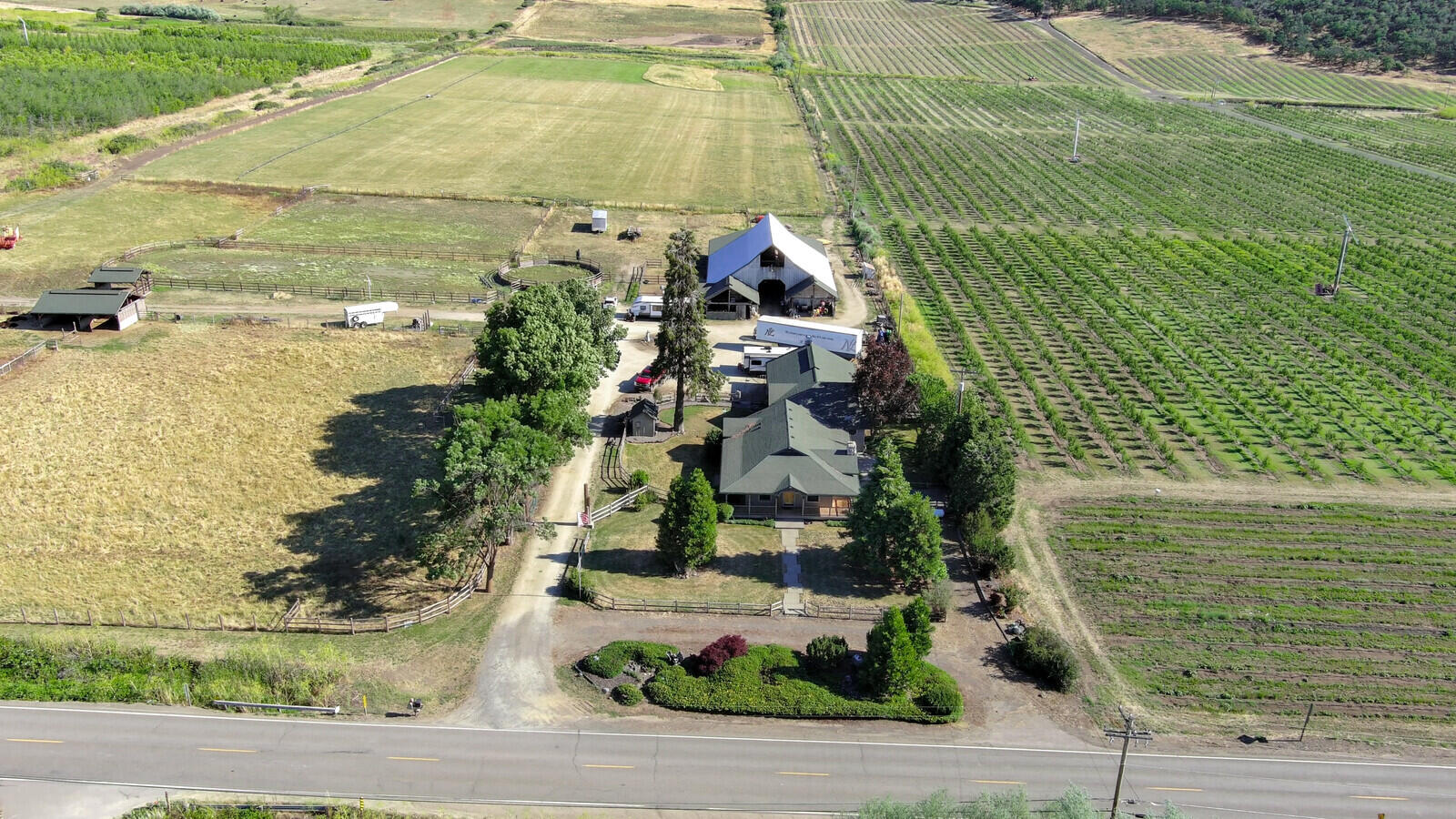 4450 Fern Valley Road Medford, OR 97504 - Photo 73 of 74 a