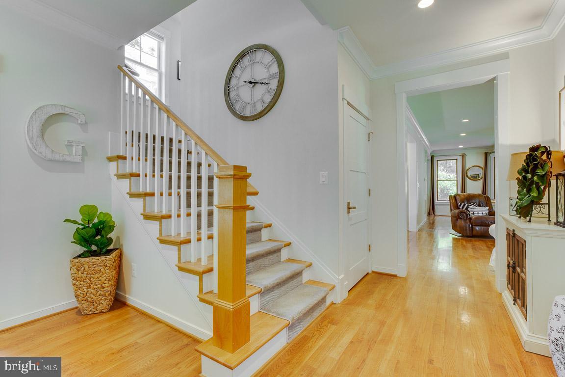 16 Dobe Point Road Stafford, VA 22554 - Photo 2 of 39 Foyer with Hardwood Floors Throughout