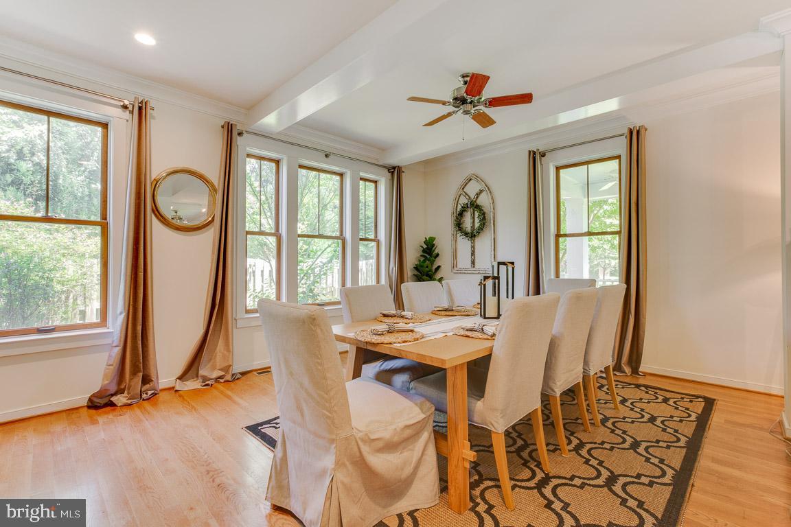 16 Dobe Point Road Stafford, VA 22554 - Photo 12 of 39 Dining Room