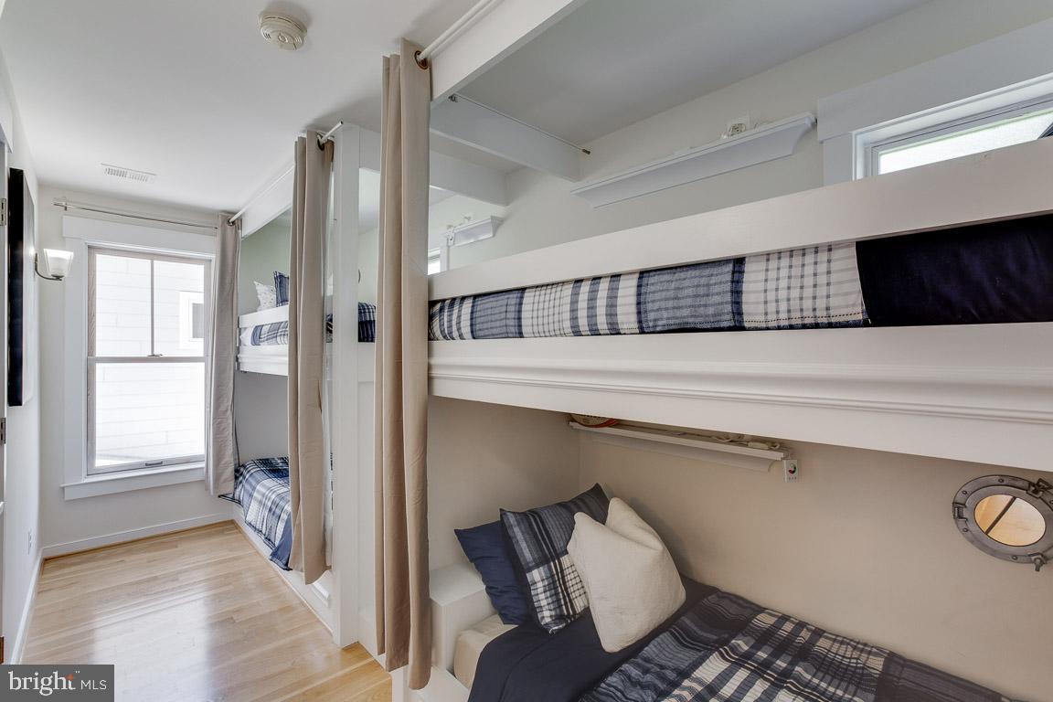 16 Dobe Point Road Stafford, VA 22554 - Photo 25 of 39 Bedroom has Bunk Beds - Great for kids and guests