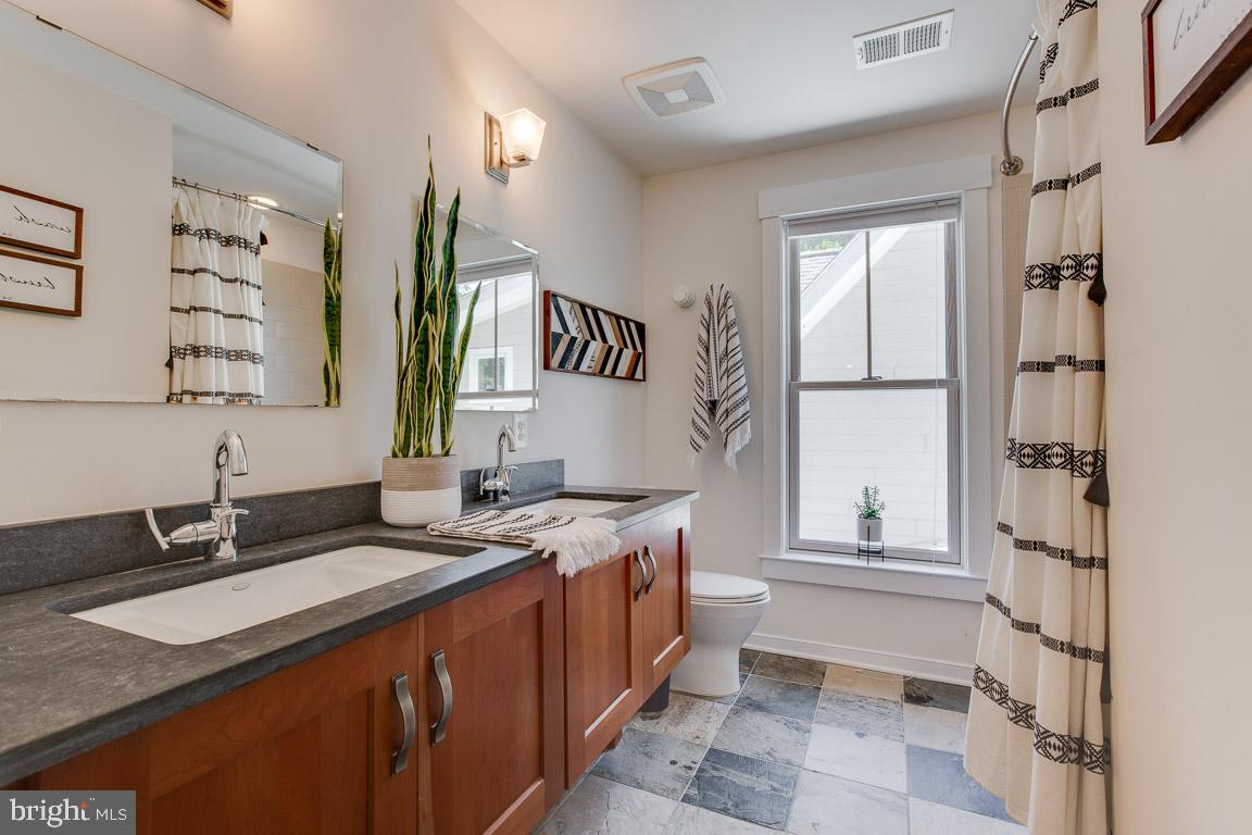 16 Dobe Point Road Stafford, VA 22554 - Photo 27 of 39 Hall Bathroom with Double Vanity