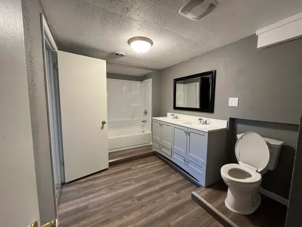 $599,000 | 1802 Evans Avenue, Valparaiso, IN 46383