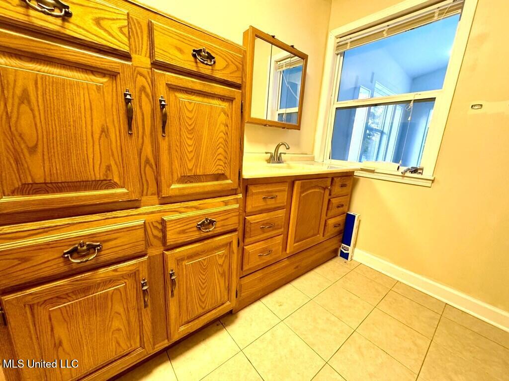 1066 Benton Lane McComb, MS 39648 - Photo 14 of 15 home-for-sale-pike-county-ms (15)