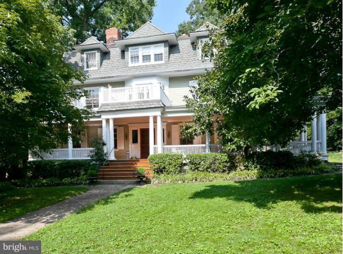 203 Ridgewood Road Baltimore, MD 21210 - Photo 1 of 26 Exterior (Front)