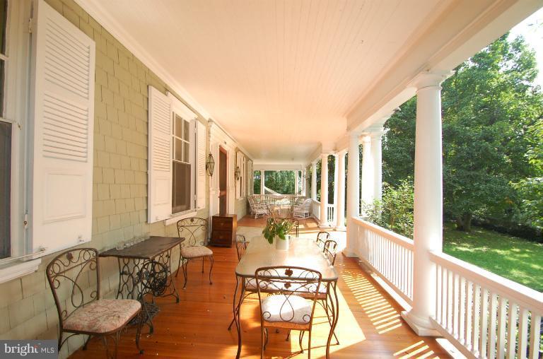 203 Ridgewood Road Baltimore, MD 21210 - Photo 11 of 26 Spectacular front porch