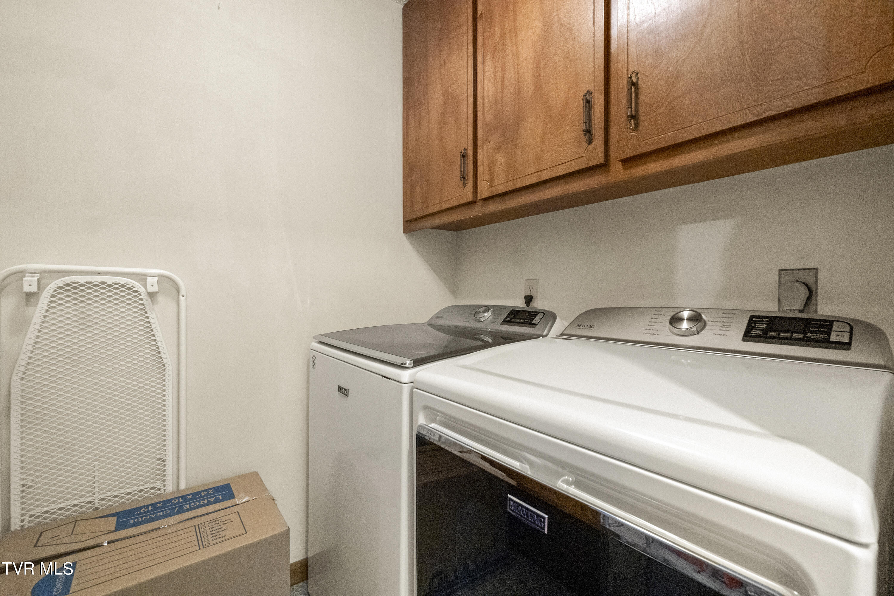 255 Old Kentucky Road West Greeneville, TN 37743 - Photo 24 of 63 19