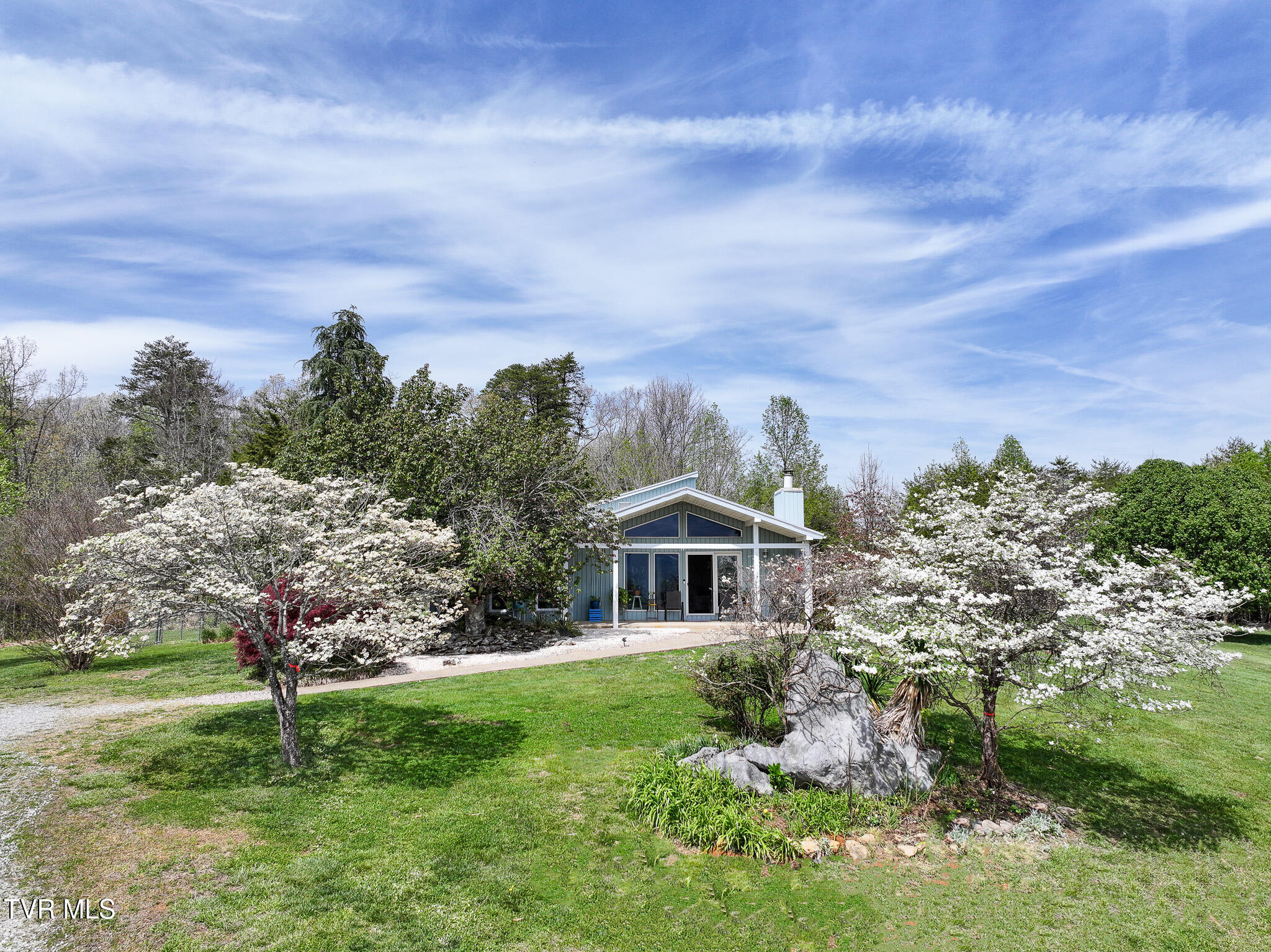 255 Old Kentucky Road West Greeneville, TN 37743 - Photo 48 of 63 41