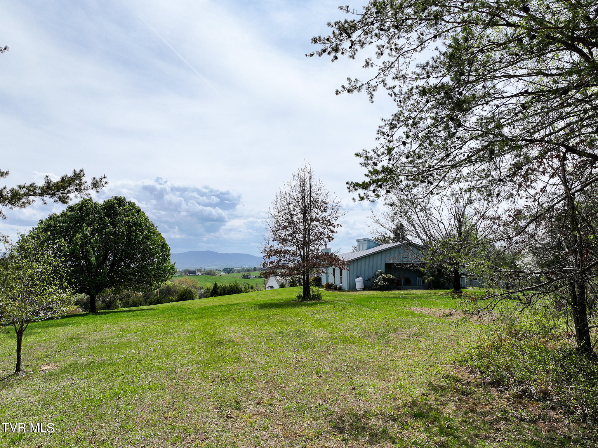 255 Old Kentucky Road West Greeneville, TN 37743 - Photo 57 of 63 50