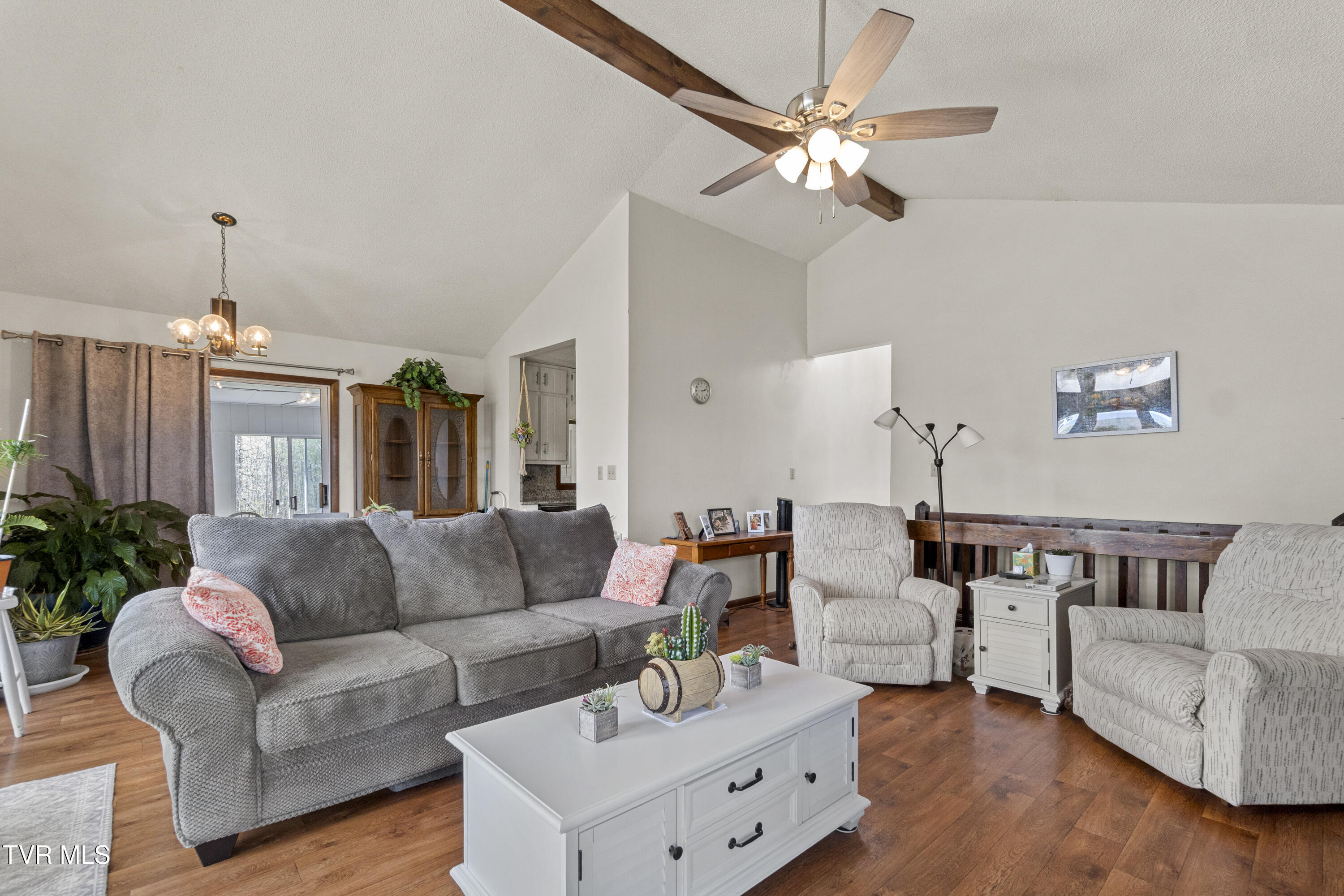 255 Old Kentucky Road West Greeneville, TN 37743 - Photo 10 of 63 9