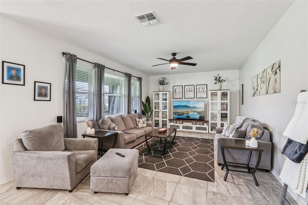 4473 Tatum Loop Odessa, FL 33556 - Photo 3 of 34