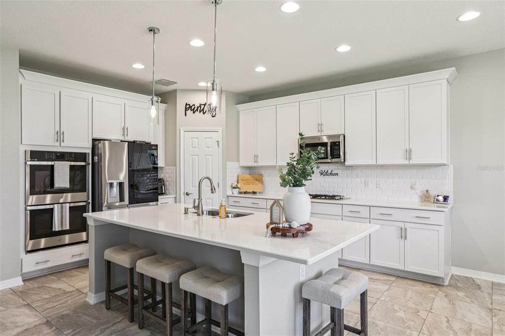 4473 Tatum Loop Odessa, FL 33556 - Photo 8 of 34