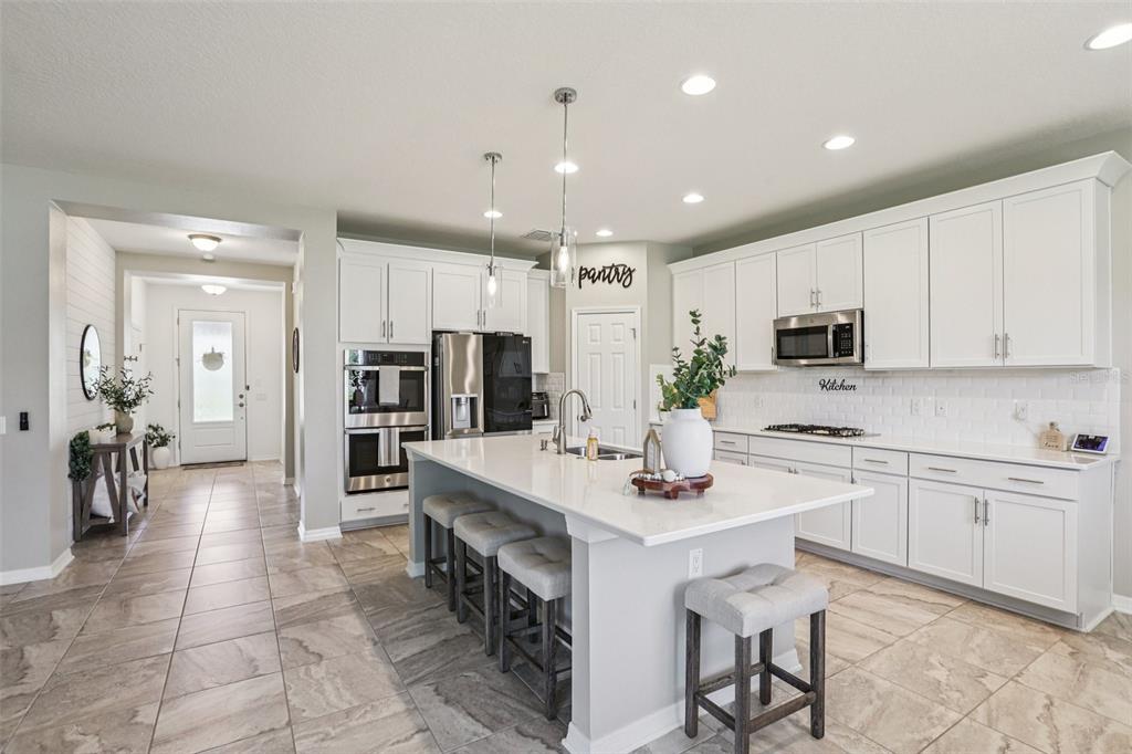 4473 Tatum Loop Odessa, FL 33556 - Photo 9 of 34