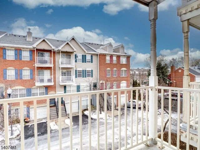 $400,000 | 42 Krueger Court, Newark, NJ 07103