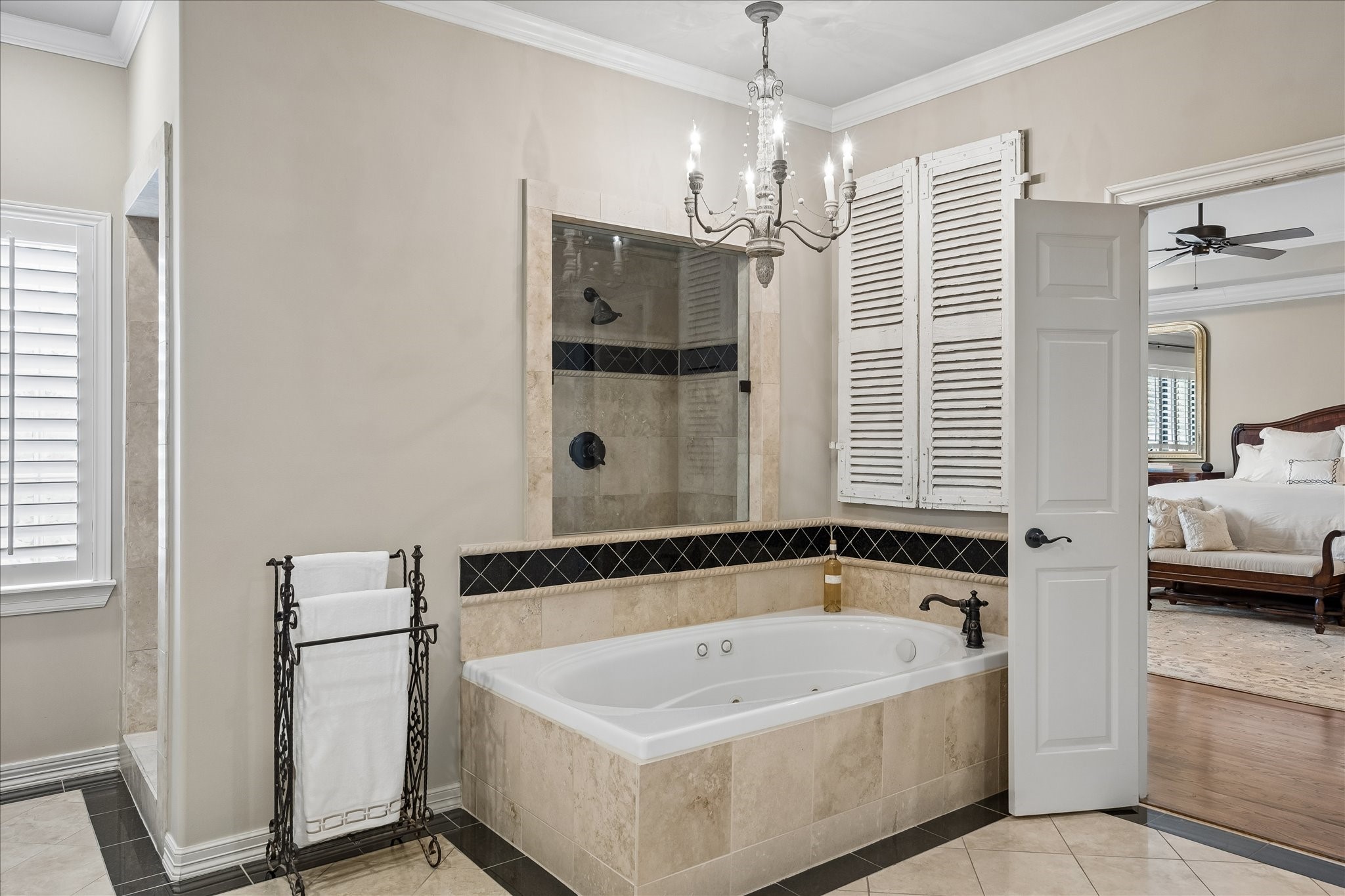 802 Anderson Street Bellaire, TX 77401 - Photo 19 of 36