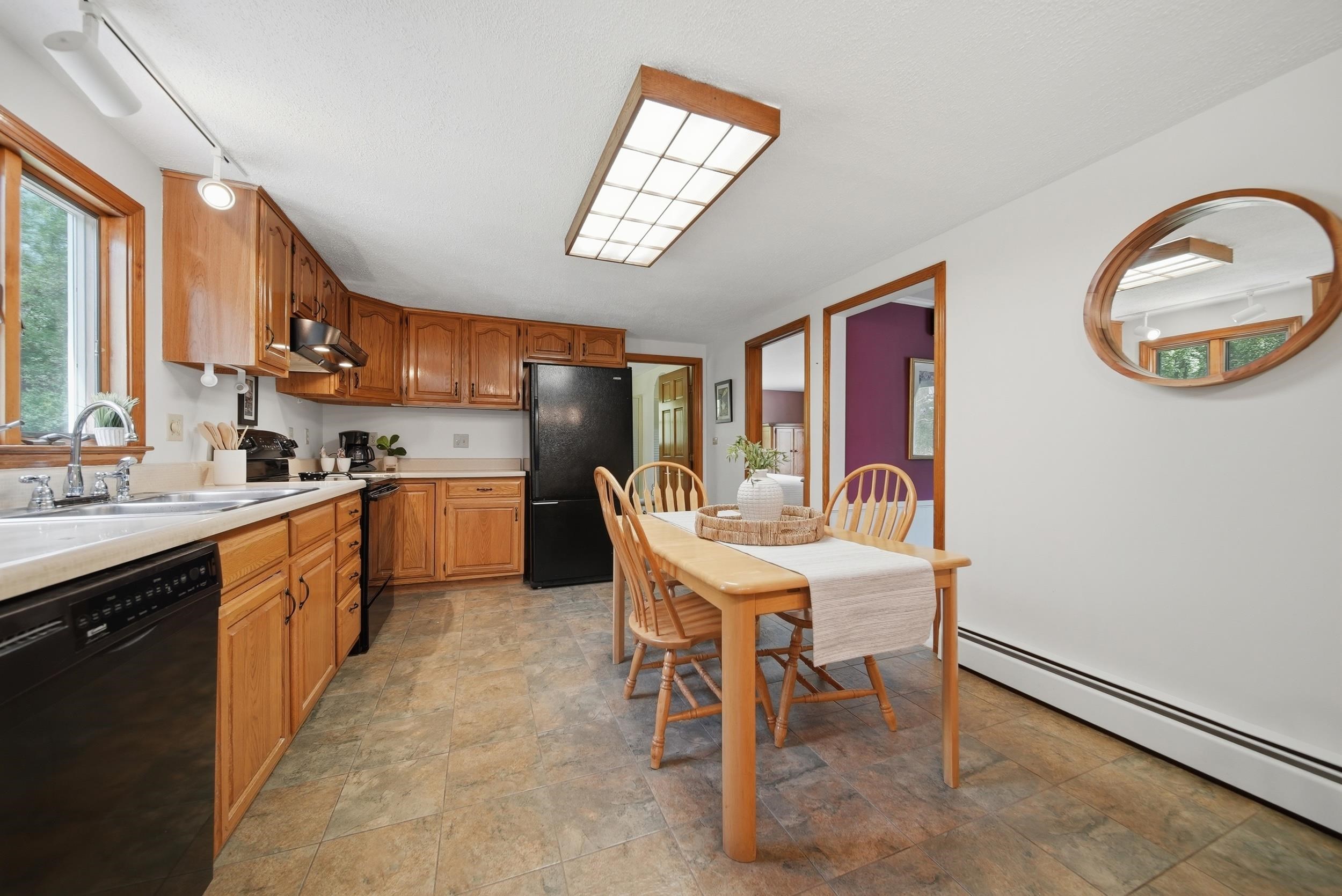 4 Scottsdale Road Atkinson, NH 03811 - Photo 28 of 41