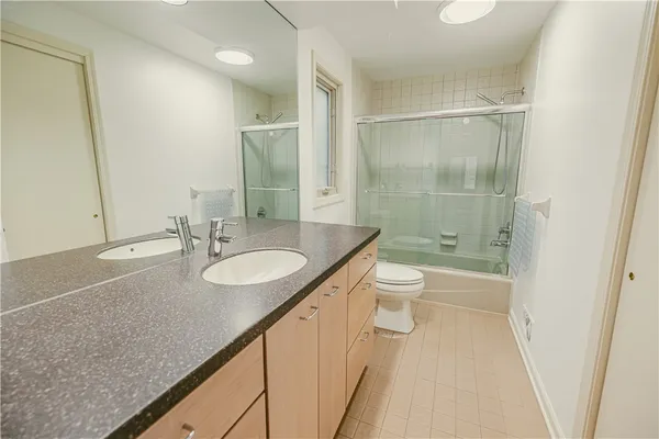 $484,900 | 28 Shelter Creek Lane, Perinton, NY 14450