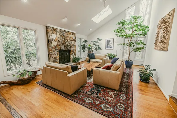 $484,900 | 28 Shelter Creek Lane, Perinton, NY 14450