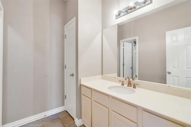 $2,800 | 7401 Centenary Drive, Rowlett, TX 75089