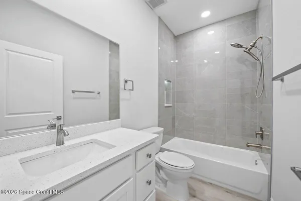 $559,000 | 276 Dorset Drive, West Melbourne, FL 32904
