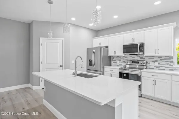 $559,000 | 276 Dorset Drive, West Melbourne, FL 32904