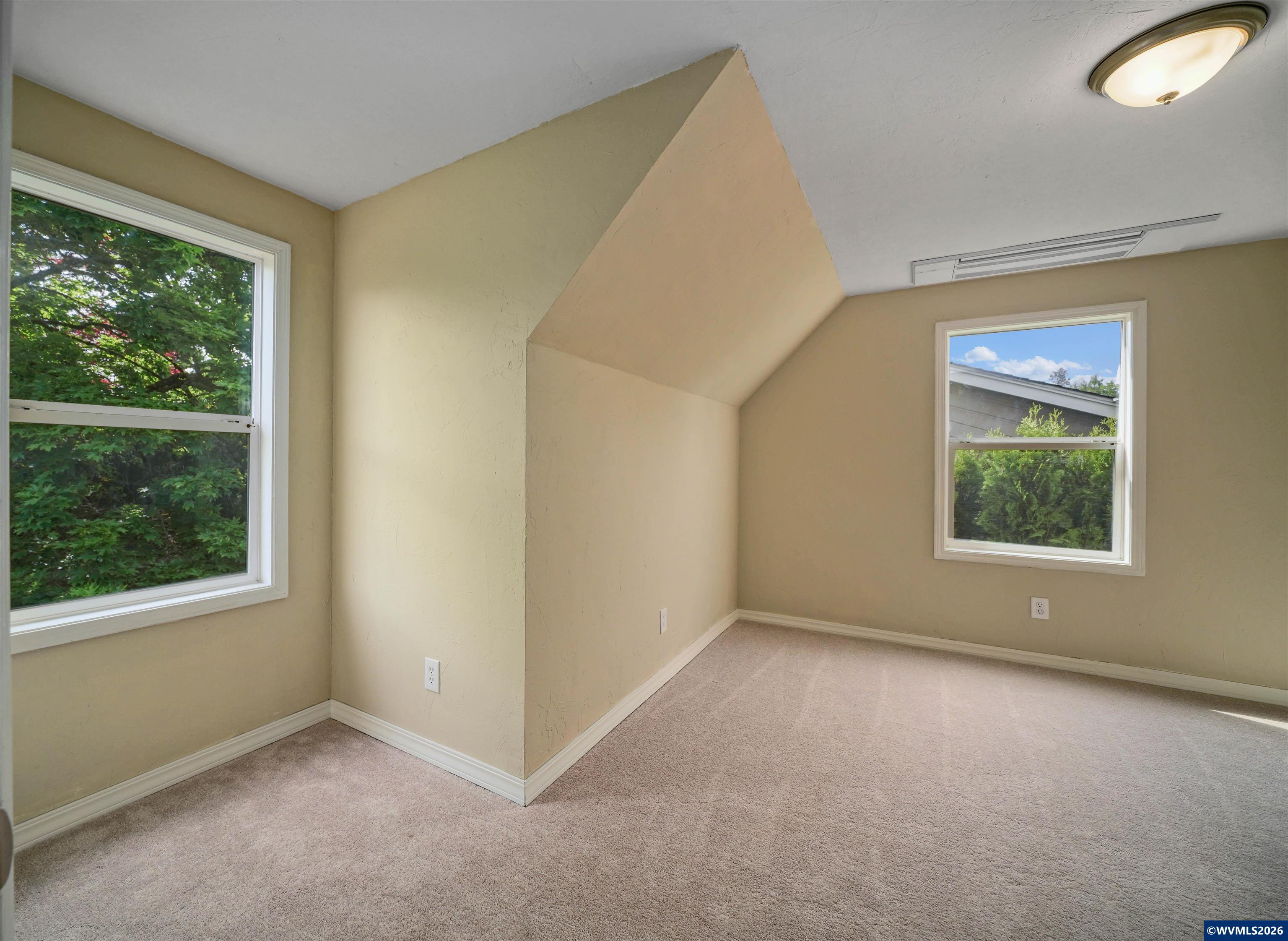 220 Northwest Downy Drive Sublimity, OR 97385 - Photo 28 of 47 an empty room with windows