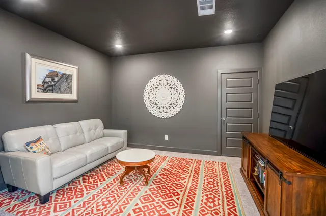 $729,770 | 208 Twinflower Trl Court, Conroe, TX 77318