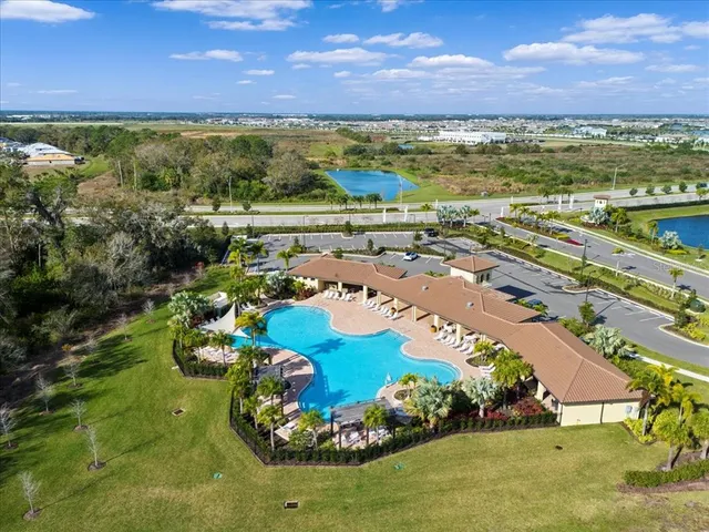 $525,000 | 17119 Harvest Moon Way, Bradenton, FL 34211