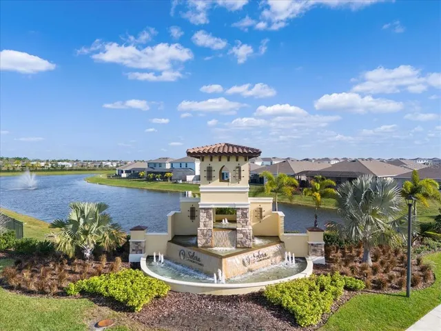 $525,000 | 17119 Harvest Moon Way, Bradenton, FL 34211