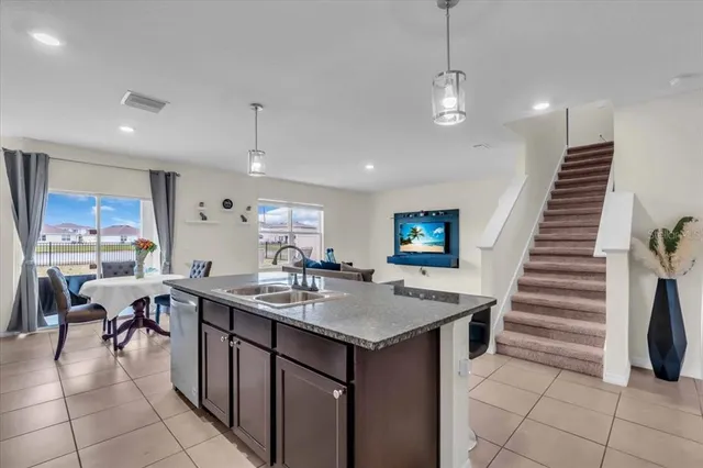 $525,000 | 17119 Harvest Moon Way, Bradenton, FL 34211