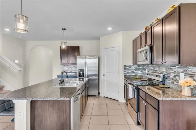 $525,000 | 17119 Harvest Moon Way, Bradenton, FL 34211