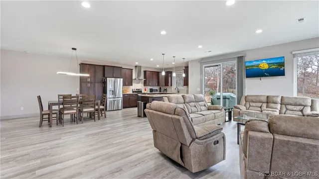 $549,000 | 113 Spring Creek, Sunrise Beach, MO 65079