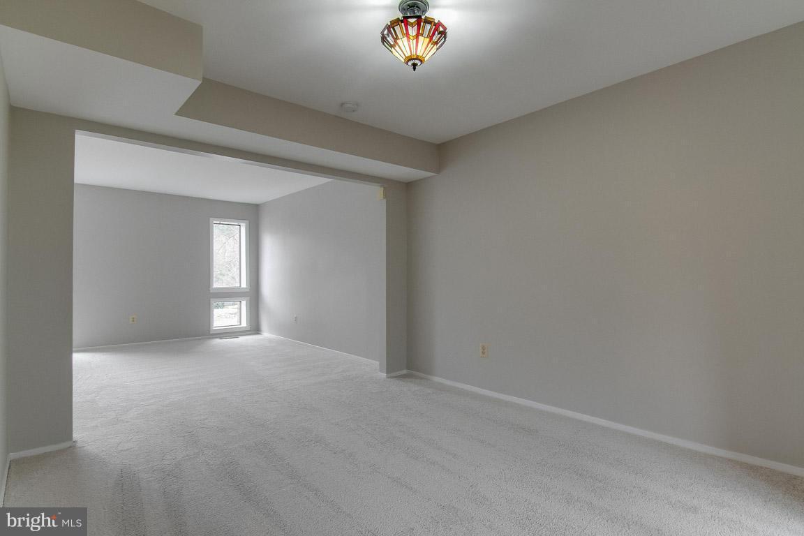 8545 Gwynedd Way Springfield, VA 22153 - Photo 8 of 30 Dining Room