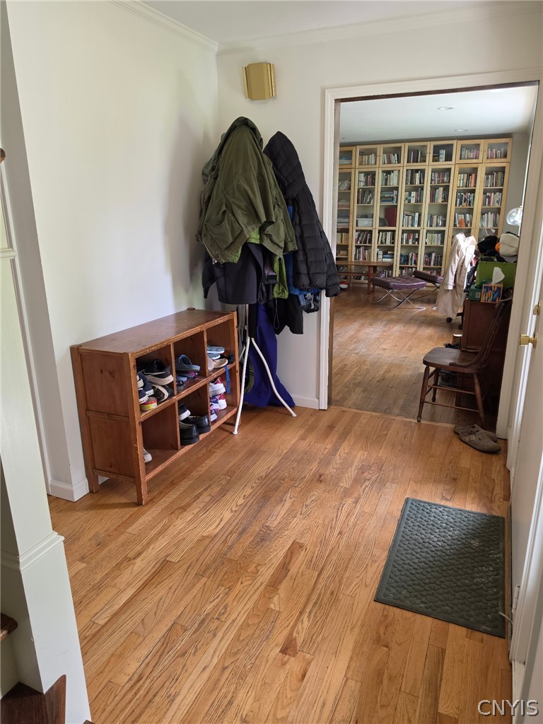 96 Charing Road DeWitt, NY 13214 - Photo 3 of 35