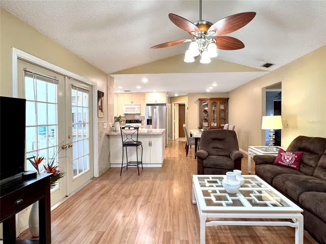 $2,395 | 1135 Colony Arms Drive, Lakeland, FL 33813