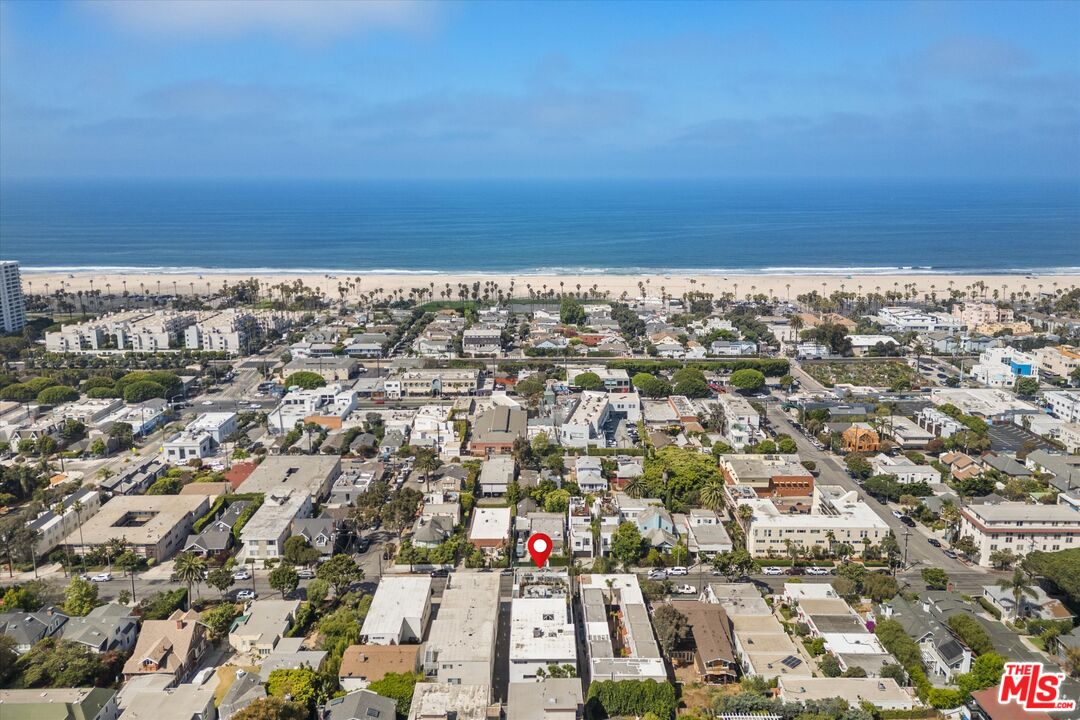 2431 3rd Street, Unit 2 Santa Monica, CA 90405 - Photo 22 of 35
