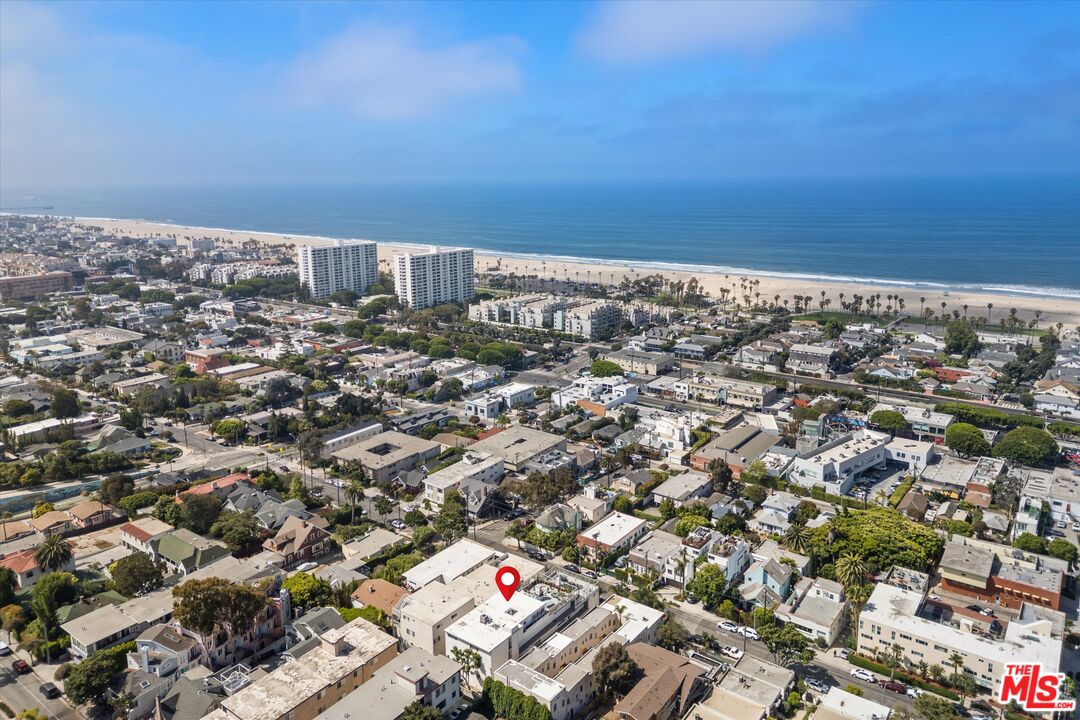 2431 3rd Street, Unit 2 Santa Monica, CA 90405 - Photo 23 of 35