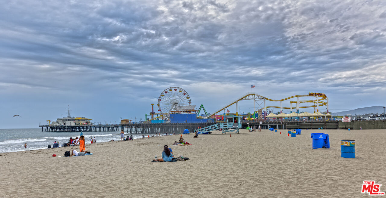 2431 3rd Street, Unit 2 Santa Monica, CA 90405 - Photo 31 of 35